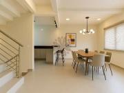 Casa / Sobrado para Locação em Curitiba/PR Santa...