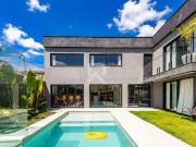 Casa / Sobrado para Locação em Curitiba/PR Santa...