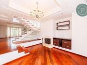 Casa / Sobrado para Locação em Curitiba/PR Santa...