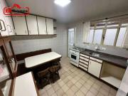 Casa / Sobrado para Locação em Curitiba/PR Tarumã 3 Quartos