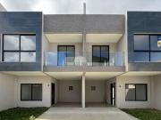 Casa / Sobrado para Locação em Curitiba/PR Uberaba 3 Quartos