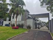 Casa / Sobrado para Locação em Curitiba/PR Umbará 3 Quartos