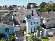 Casa / Sobrado para Locação em Curitiba/PR Xaxim 4 Quartos