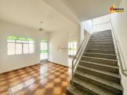Casa / Sobrado para Locação em Divinópolis/MG Espírito...