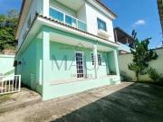 Casa / Sobrado para Locação em Duque de Caxias/RJ Vila...