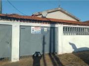 Casa / Sobrado para Locação em Estiva Gerbi/SP Centro 4...