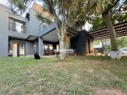 Casa / Sobrado para Locação em Florianópolis/SC Rio...