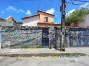 Casa / Sobrado para Locação em Fortaleza/CE Joaquim...