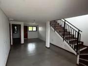 Casa / Sobrado para Locação em Garopaba/SC Ambrósio 3...