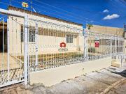 Casa / Sobrado para Locação em Goiânia/GO Parque das...