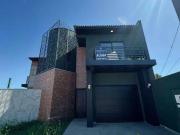 Casa / Sobrado para Locação em Guarapuava/PR Santa Cruz... Casa / Sobrado para Locação em Guarapuava/PR Santa Cruz...