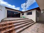 Casa / Sobrado para Locação em Guaratinguetá/SP Nova...