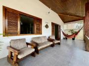 Casa / Sobrado para Locação em Guaratuba/PR Centro 2 Quartos