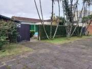 Casa / Sobrado para Locação em Guaratuba/PR Centro 4 Quartos