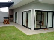 Casa / Sobrado para Locação em Guaratuba/PR Cohapar 3...