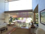 Casa / Sobrado para Locação em Guarujá/SP Enseada 3 Quartos