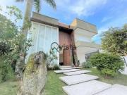 Casa / Sobrado para Locação em Guarujá/SP Enseada 6 Quartos