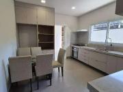 Casa / Sobrado para Locação em Indaiatuba/SP Vila Suíça...