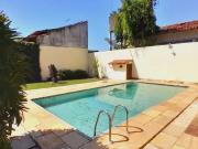 Casa / Sobrado para Locação em Itaboraí/RJ Centro 3 Quartos