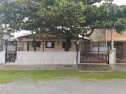 Casa / Sobrado para Locação em Itapoá/SC Barra do Sai 5...