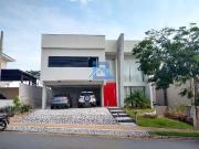 Casa / Sobrado para Locação em Itatiba/SP Vila Santa...