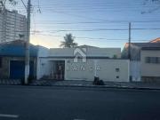 Casa / Sobrado para Locação em Jacareí/SP Centro 2 Quartos