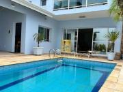 Casa / Sobrado para Locação em Jacareí/SP Jardim Altos...