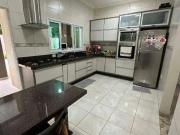 Casa / Sobrado para Locação em Jacareí/SP Jardim Crystal...