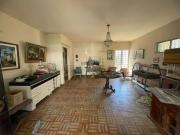 Casa / Sobrado para Locação em Jacareí/SP Jardim Pereira...