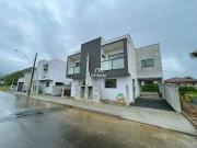 Casa / Sobrado para Locação em Jaraguá do Sul/SC Rau 3...