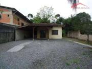 Casa / Sobrado para Locação em Joinville/SC Costa e...