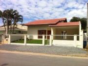 Casa / Sobrado para Locação em Joinville/SC Costa e...