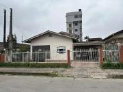 Casa / Sobrado para Locação em Joinville/SC Guanabara 3...