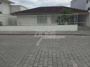 Casa / Sobrado para Locação em Joinville/SC Vila Nova 4...
