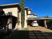 Casa / Sobrado para Locação em Lagoa Santa/MG Lundcéia 5...