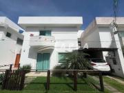 Casa / Sobrado para Locação em Lauro de Freitas/BA...