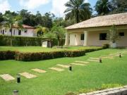 Casa / Sobrado para Locação em Lauro de Freitas/BA...