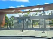 Casa / Sobrado para Locação em Lauro de Freitas/BA Vilas...