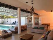 Casa / Sobrado para Locação em Lauro de Freitas/BA Vilas...