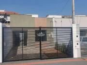 Casa / Sobrado para Locação em Londrina/PR Jardim Piza 2...