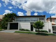 Casa / Sobrado para Locação em Londrina/PR Mediterrâneo...