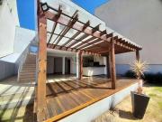 Casa / Sobrado para Locação em Londrina/PR Quebec 3 Quartos