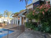 Casa / Sobrado para Locação em Londrina/PR Quebec 5 Quartos