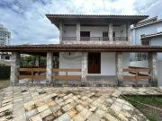 Casa / Sobrado para Locação em Macaé/RJ Glória 3 Quartos