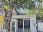 Casa / Sobrado para Locação em Manaus/AM Centro 4 Quartos