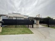 Casa / Sobrado para Locação em Maringá/PR Jardim Tóquio...