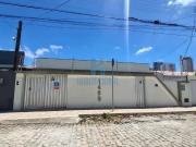 Casa / Sobrado para Locação em Natal/RN Lagoa Nova 3 Quartos