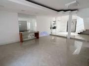 Casa / Sobrado para Locação em Niterói/RJ Itacoatiara 4...