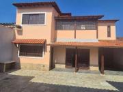 Casa / Sobrado para Locação em Niterói/RJ Piratininga 4...