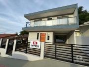 Casa / Sobrado para Locação em Palhoça/SC Bela Vista 4...
